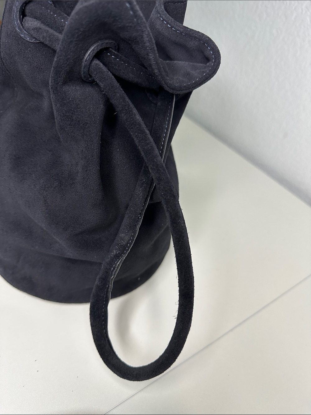 Mansur Gavriel Black Suede Drawstring Bucket Bag - Picture 4 of 11